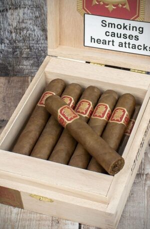 Drew Estate Undercrown (Sun Grown) Robusto Cigars – Box of 12
