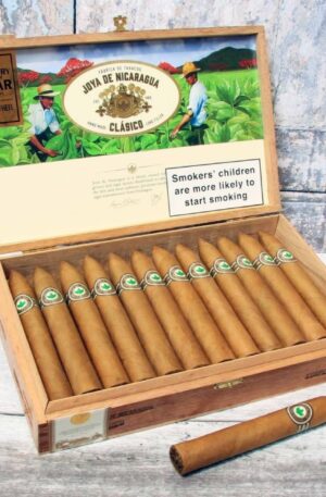 Joya de Nicaragua Clasico Torpedo Cigars – Box of 25