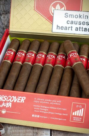 Joya de Nicaragua Red Robusto Cigars – Box of 20